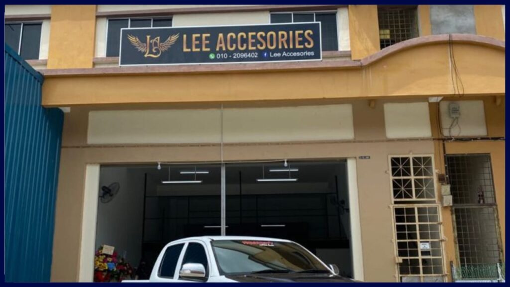 lee accessories