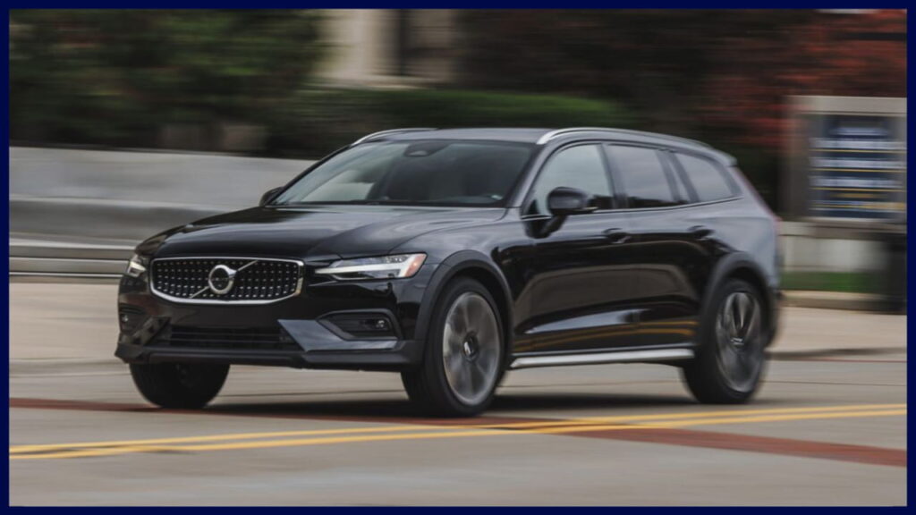 volvo v60 atau v60 cross country 2024